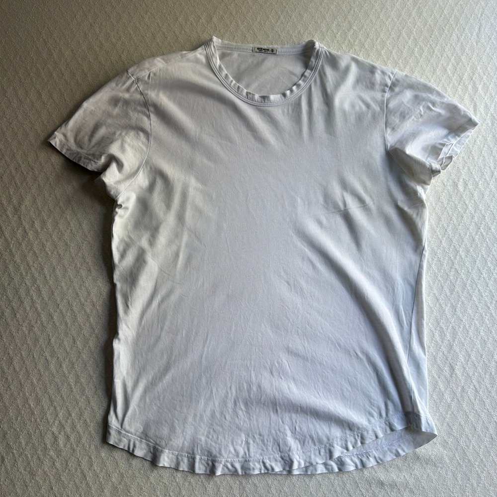 Buck Mason Curved Hem Tee White 100% Cotton Minimalist Medium USA FLAW